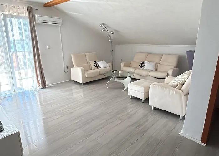 Апартаменты Karla *